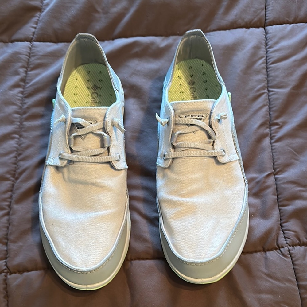 Men's Columbia  size 12 Casual Gray Shoes in great condition